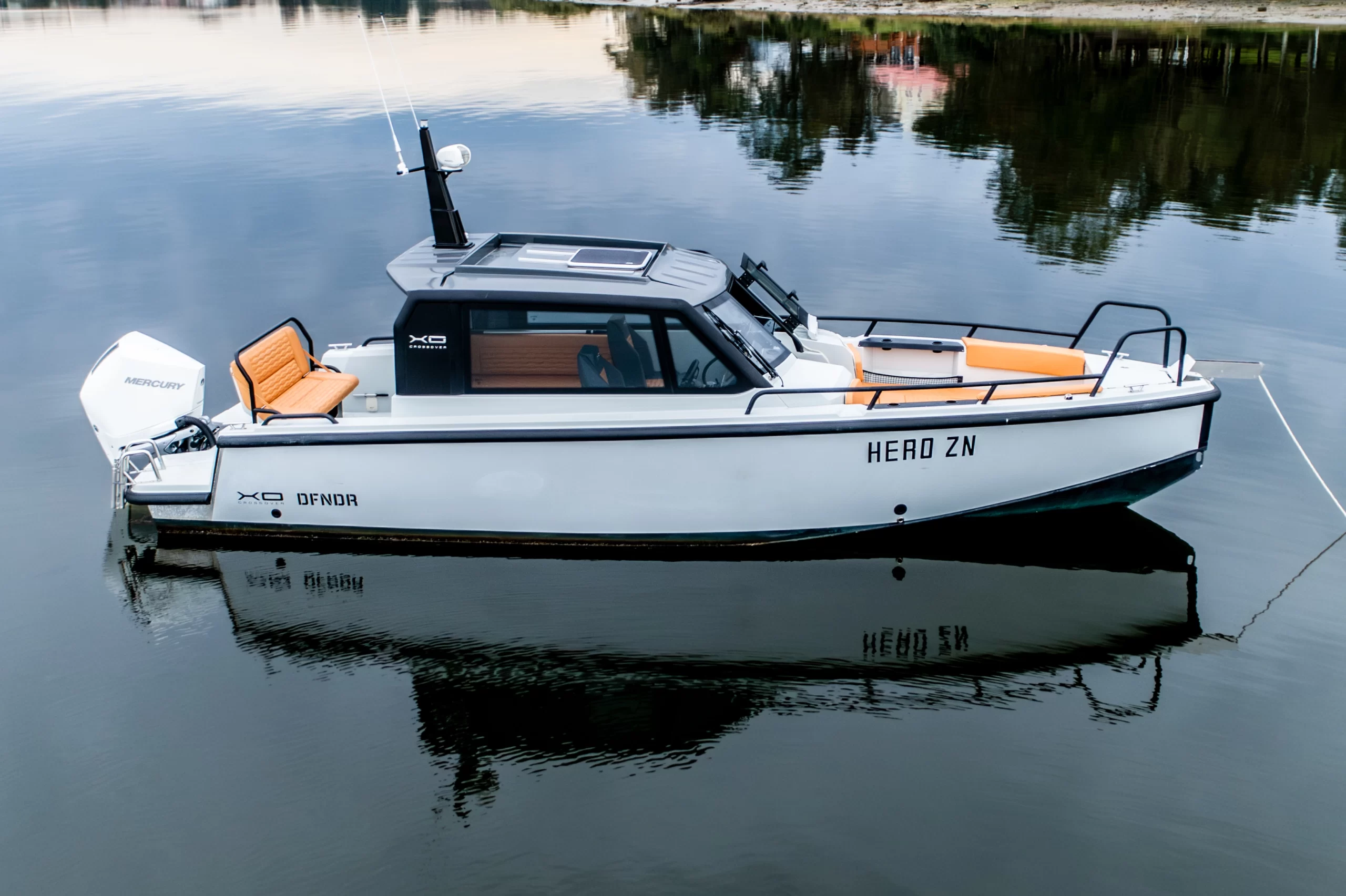 XO Boats DFNDR 8